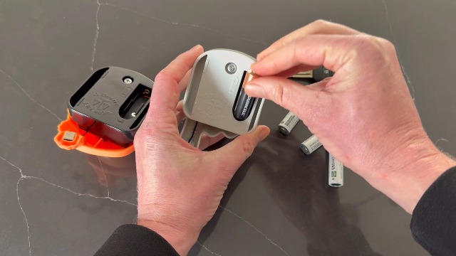 Amazon.com: Laptop Trackpad Jiggler -AA Battery Lasts 6